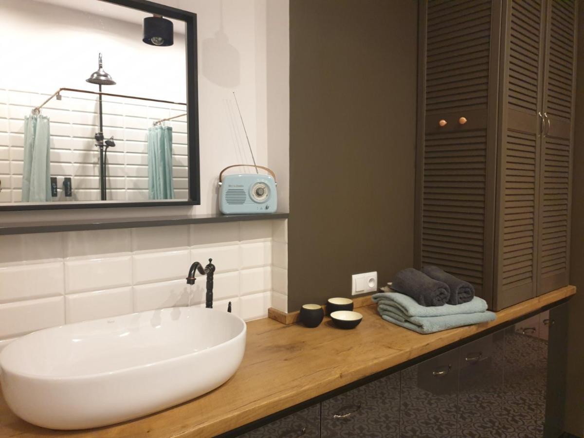 Apartament W Kamienicy Przy Plantach Kalisz  Luaran gambar